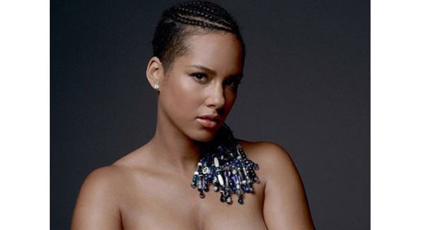 A Very Pregnant Alicia Keys Poses Nude For New Campaign PHOTOS.
